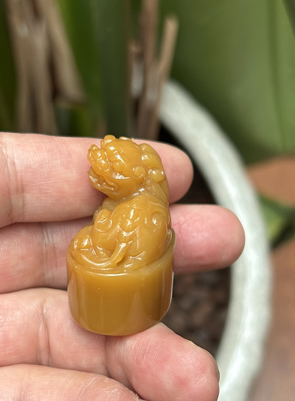 Shoushan Qijiang Stone Seal - Hand-Carved Beast, Oval Base