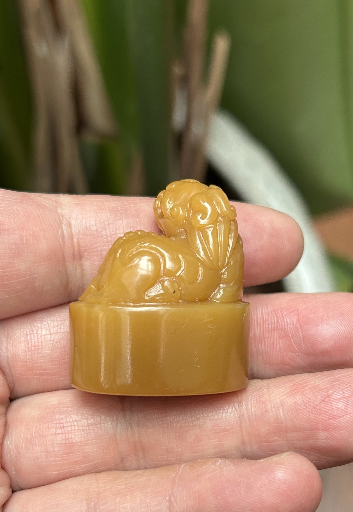 Shoushan Qijiang Stone Seal - Hand-Carved Beast, Oval Base
