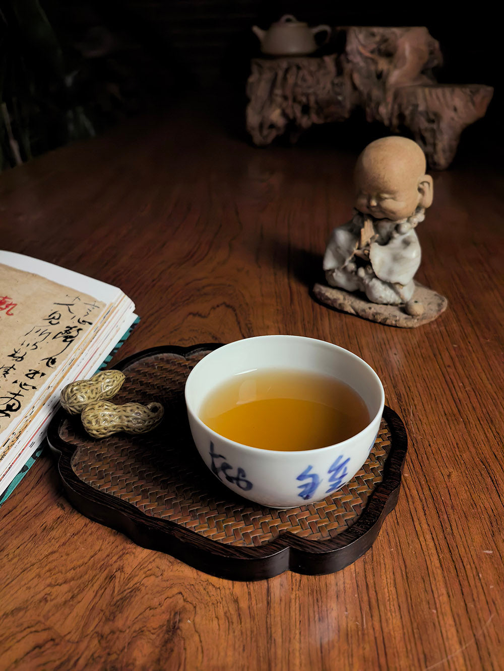 Jingdezhen Handmade Qingbai Porcelain Folded-Base Tea Cup
