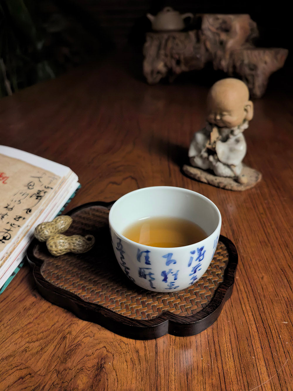 Jingdezhen Handmade Qingbai Porcelain Folded-Base Tea Cup